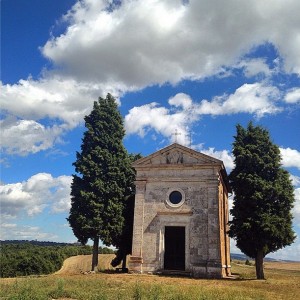 Un altro simbolo della Toscana, la Cappella di Vitaleta in Val d'Orcia tra Pienza e San Quirico d'Orcia