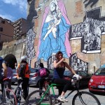 #PopUpBikeTour davanti al murales di Ozmo, Ancona
